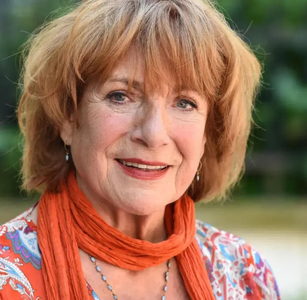 Nina Hoger